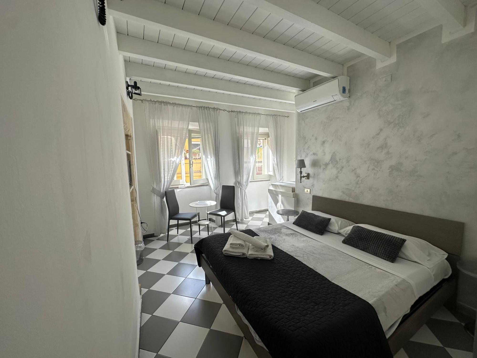 San Giacomo Rooms Cagliari Exteriör bild